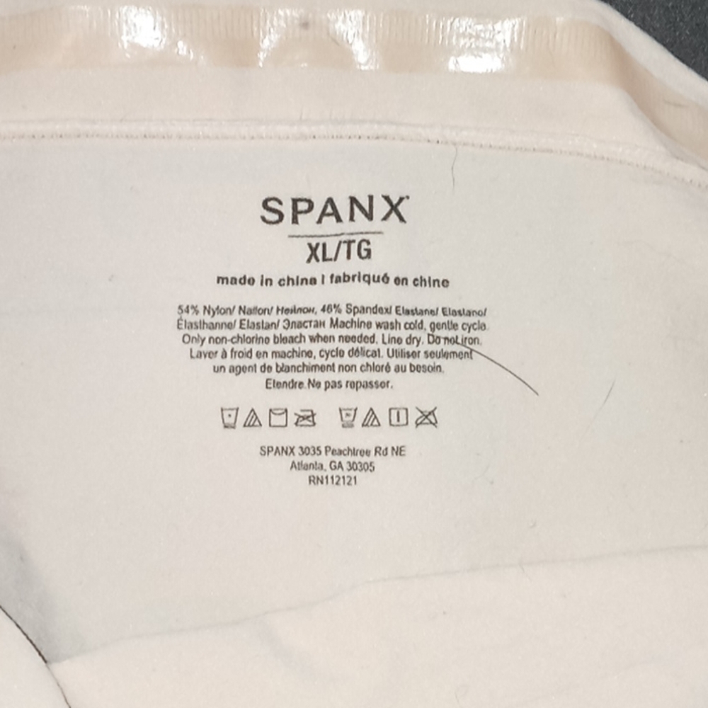 SPANX - Picture 4 of 6